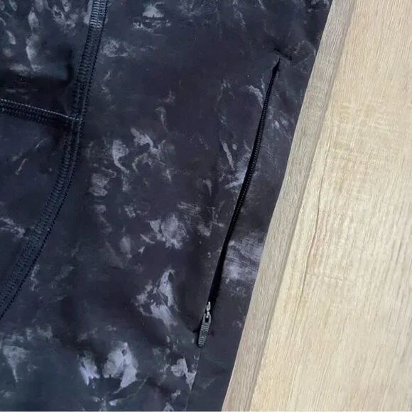 Lululemon Swift Speed High-Rise Crop 21Aquila Black Multi size 12